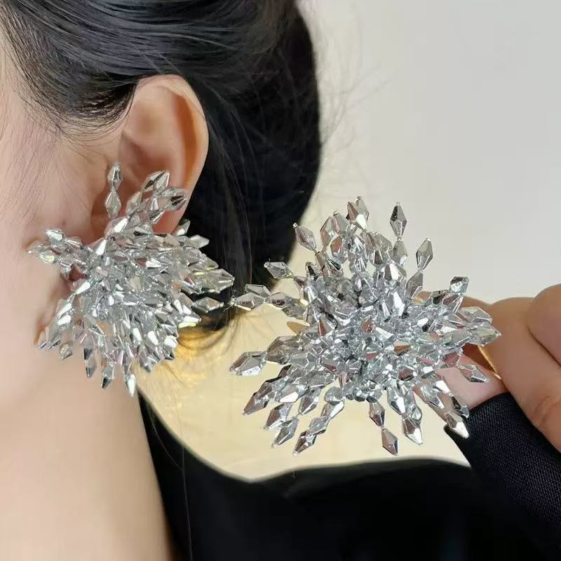Women'S Accessories Amazon - Nuevos Pendientes de Metal con Diseño