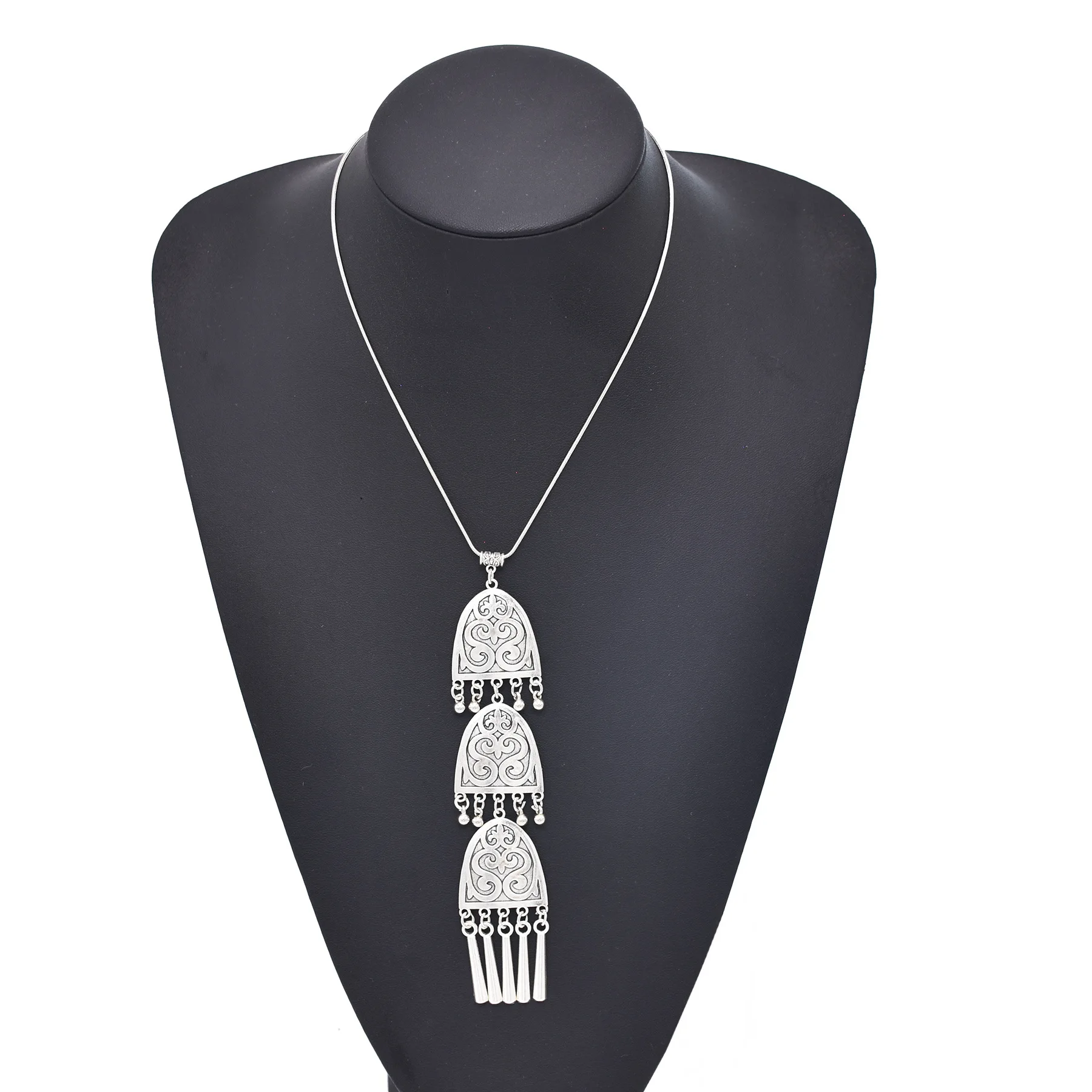 Women Accessories Nepal - Collar con colgante de elemento étnico