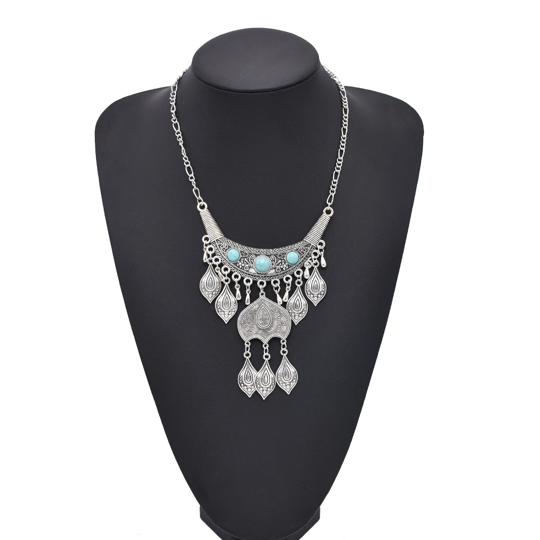 Women Accessories Nepal - Collar con colgante de Luna y