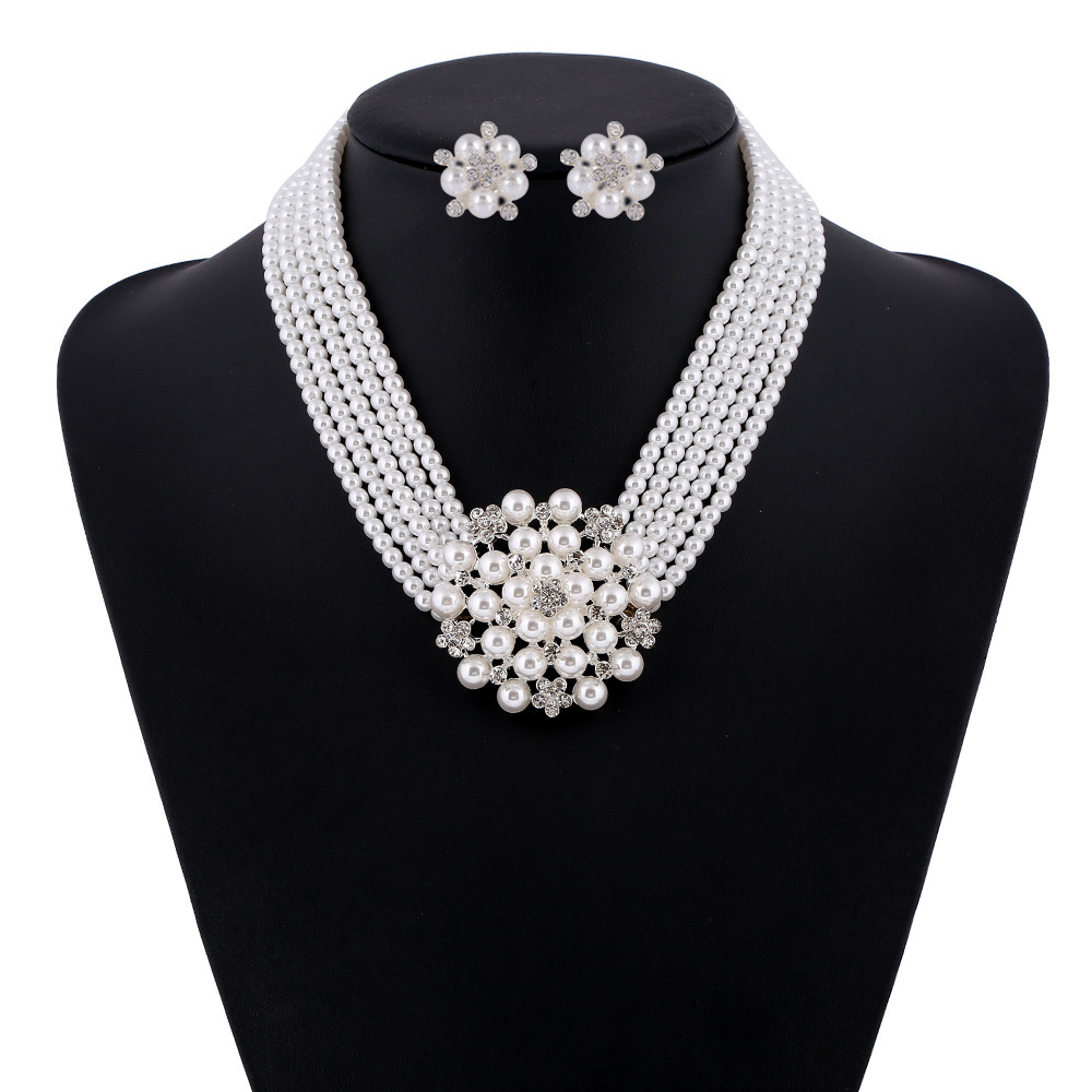 Audrey Hepburn Desayuno en Tif - Women'S Accessories In The 1950S reseña y precio